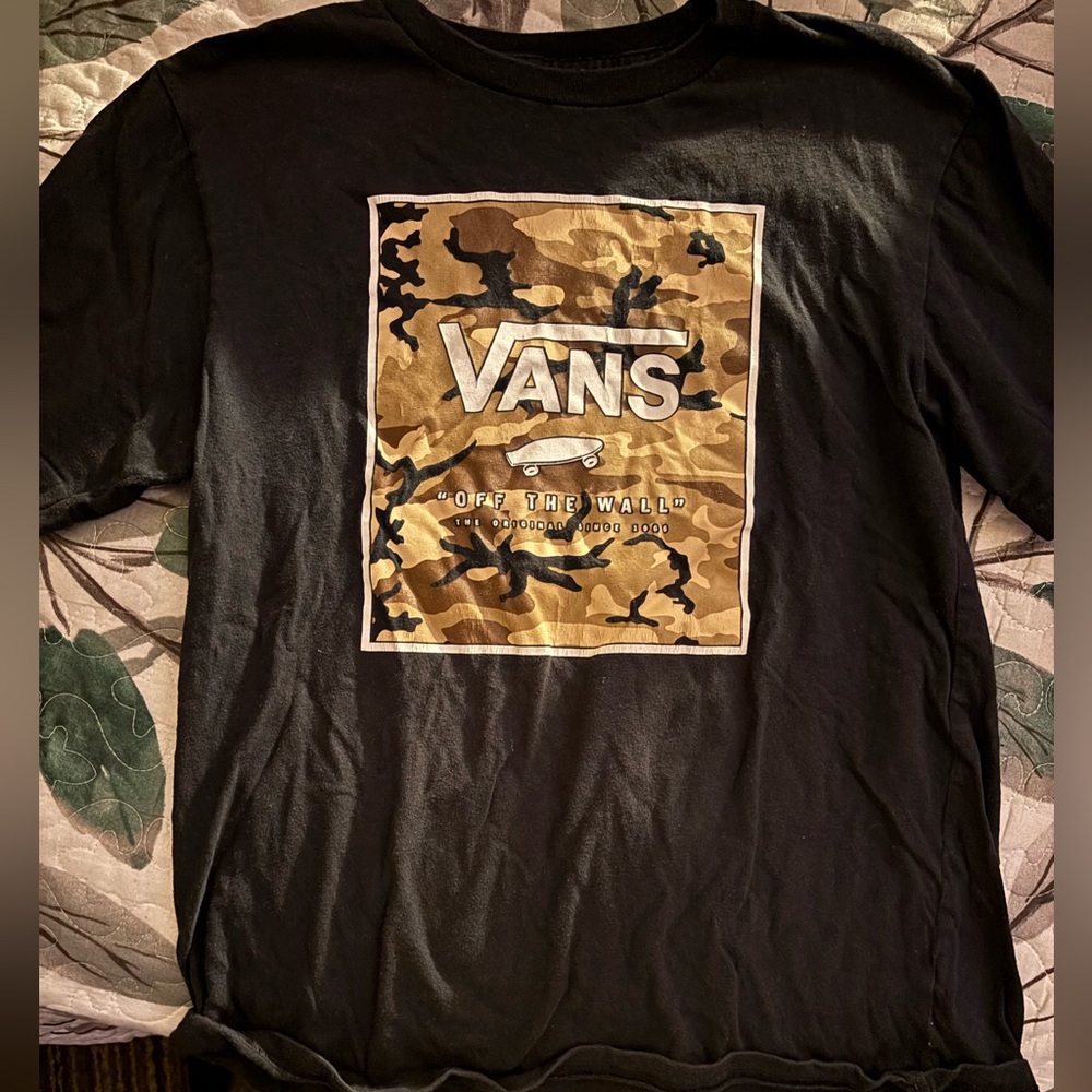 Vans Black Tee with Camo Logo unisex